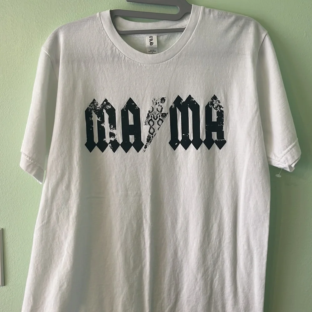 Tultex 202 MAMA Black & White Lightning Bolt Rock Look Graphic Print T-Shirt. M. - Picture 8 of 11